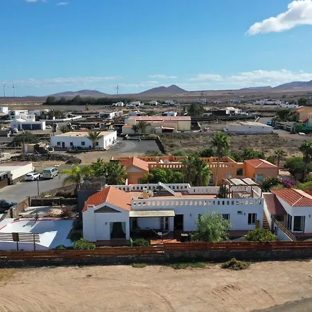 Da Mata Kite&surf House Bed & Breakfast Lajares
