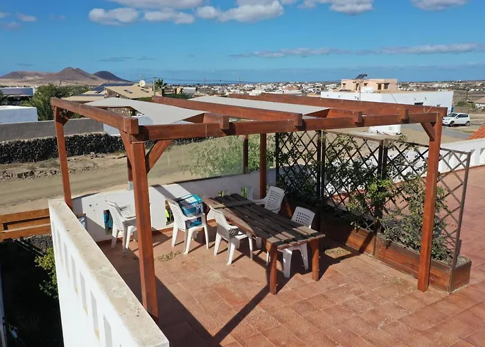 Alojamento de Acomodação e Pequeno-almoço Da Mata Kite&surf House Lajares